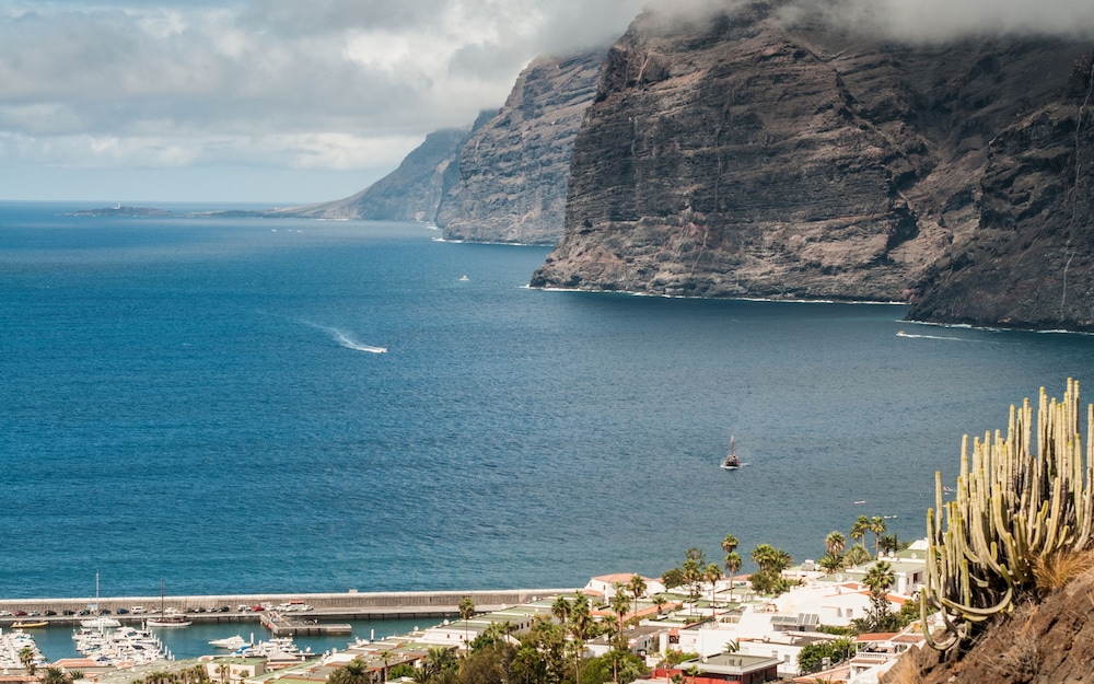 Tivoli La Caleta Tenerife Resort 60/64