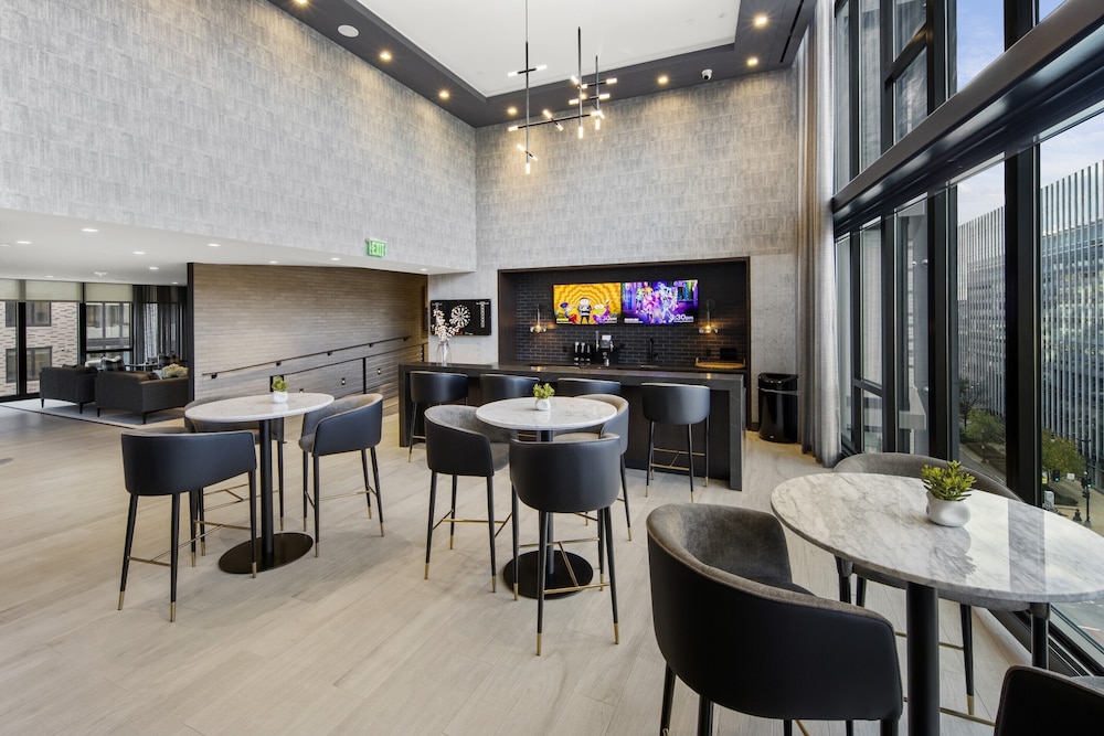 Global Luxury Suites at Capitol Hill 32/49