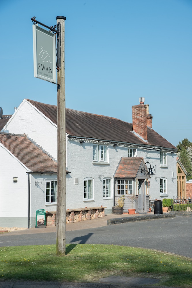 The Swan Inn 2/15