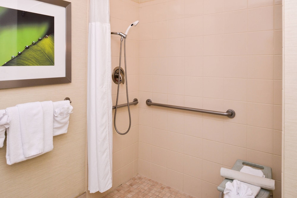 Courtyard Marriott Victorville 16/52