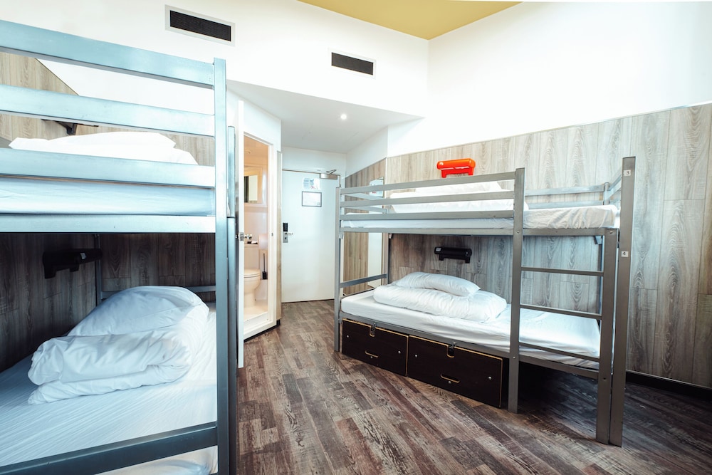 Private, 4 Beds, 2 Bunk Beds