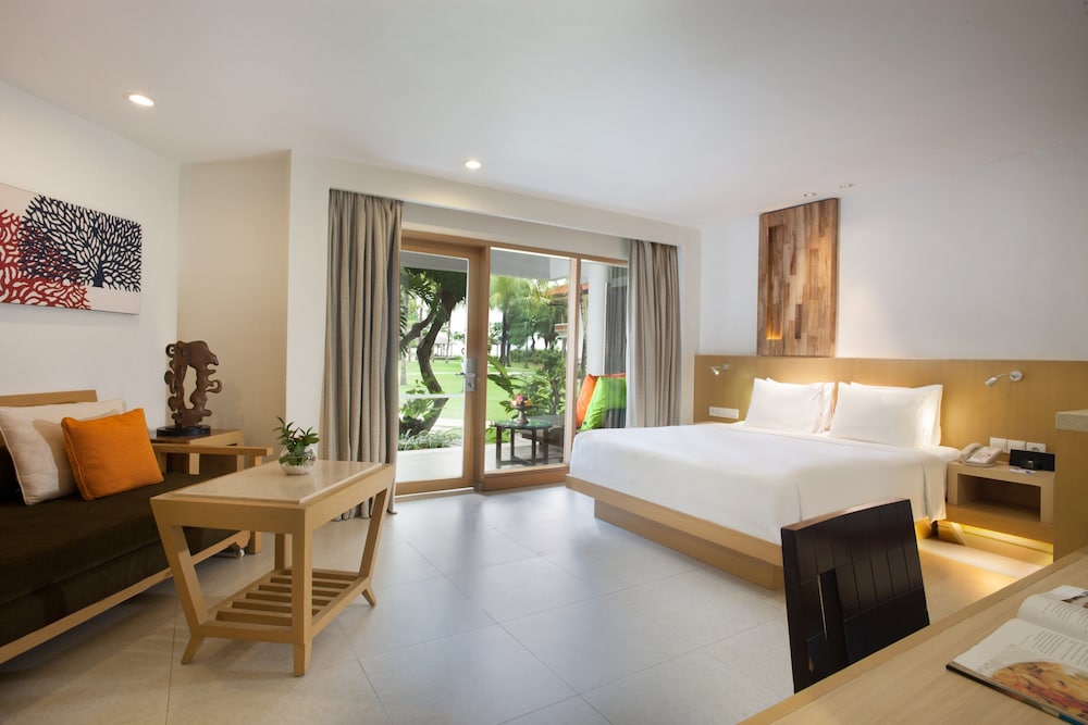 HOLIDAY INN RESORT BARUNA BALI 26/78