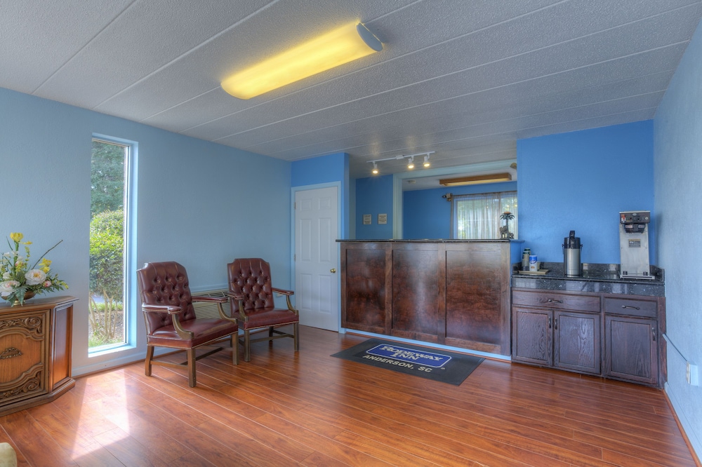 Rodeway Inn Anderson North - Clemson 13/40