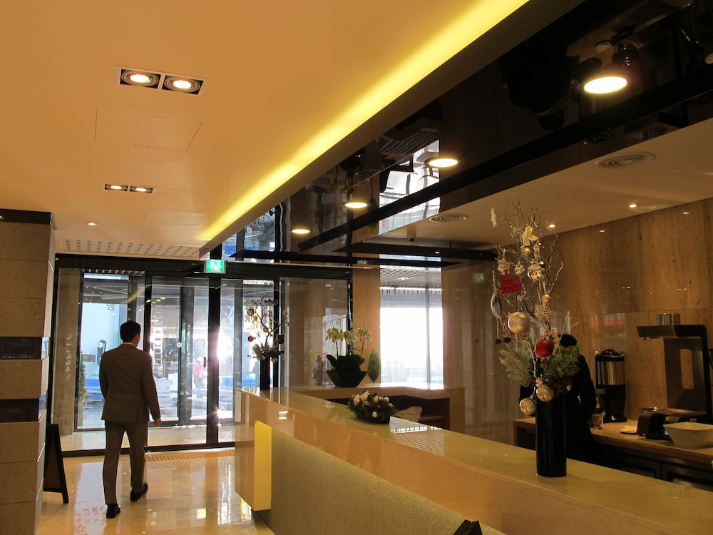 ACUBE HOTEL 8/49