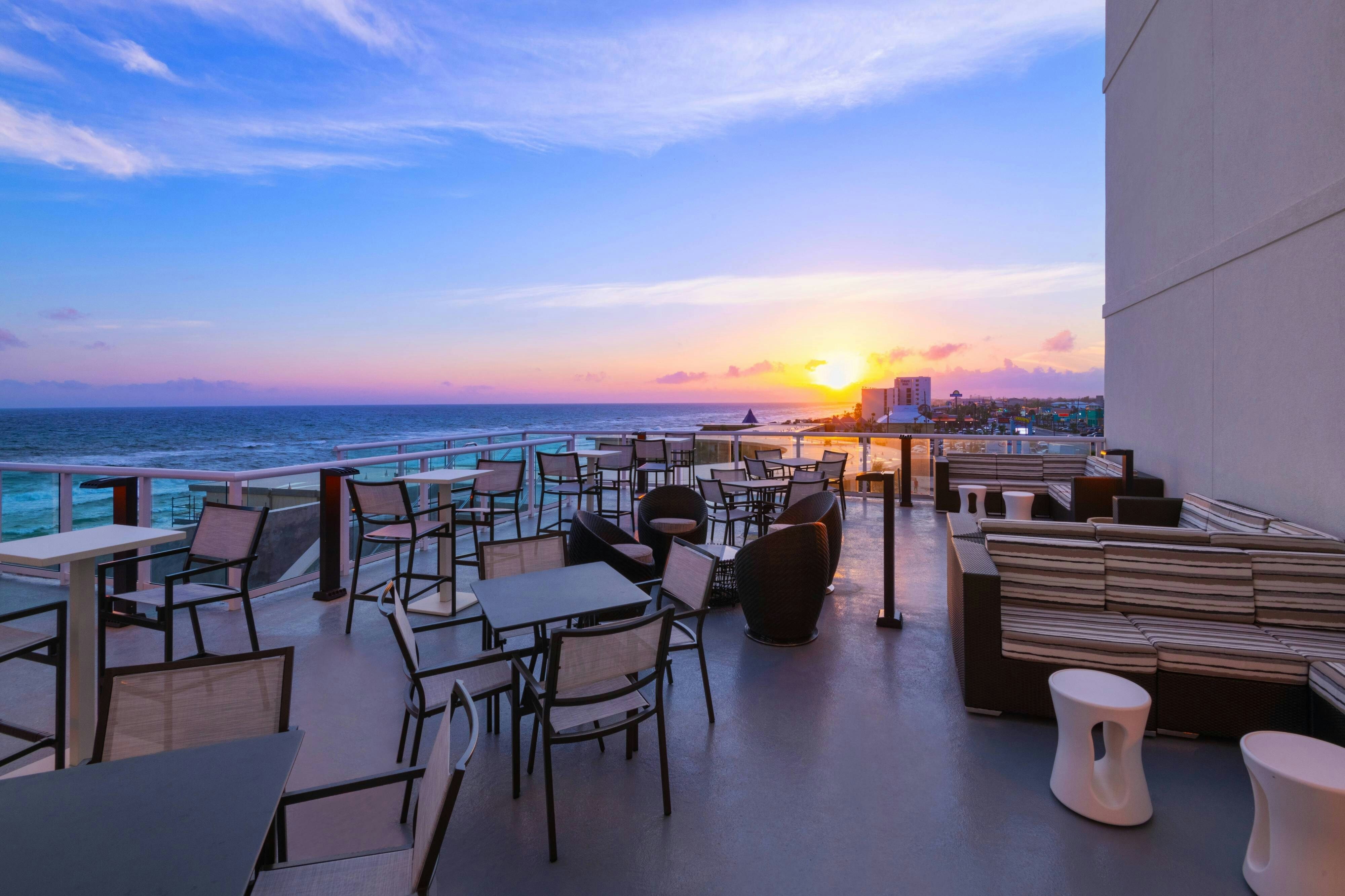 SpringHill Suites by Marriott Panama City Beach Beachfront 35/48