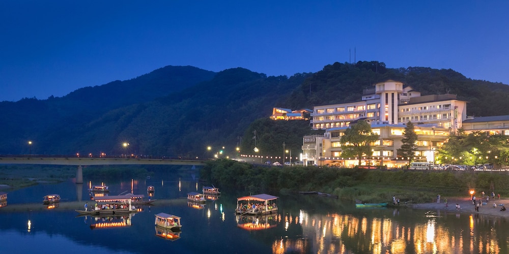 Iwakuni Kokusai Kanko Hotel 8/73