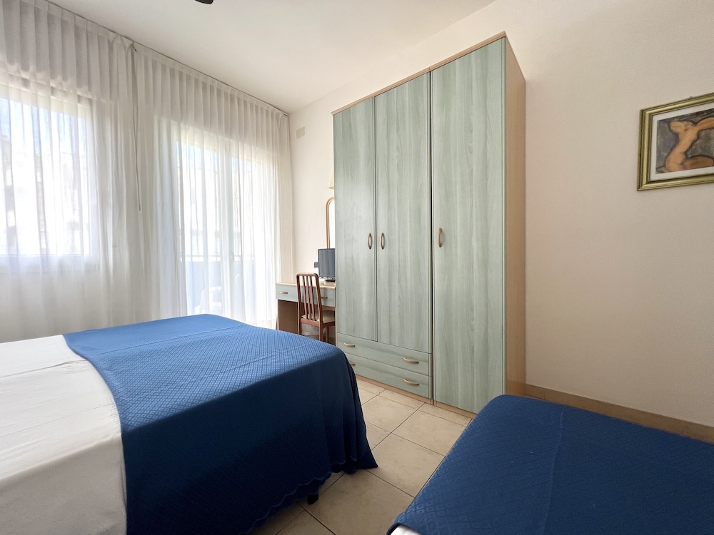 Hotel Montecarlo 23/50