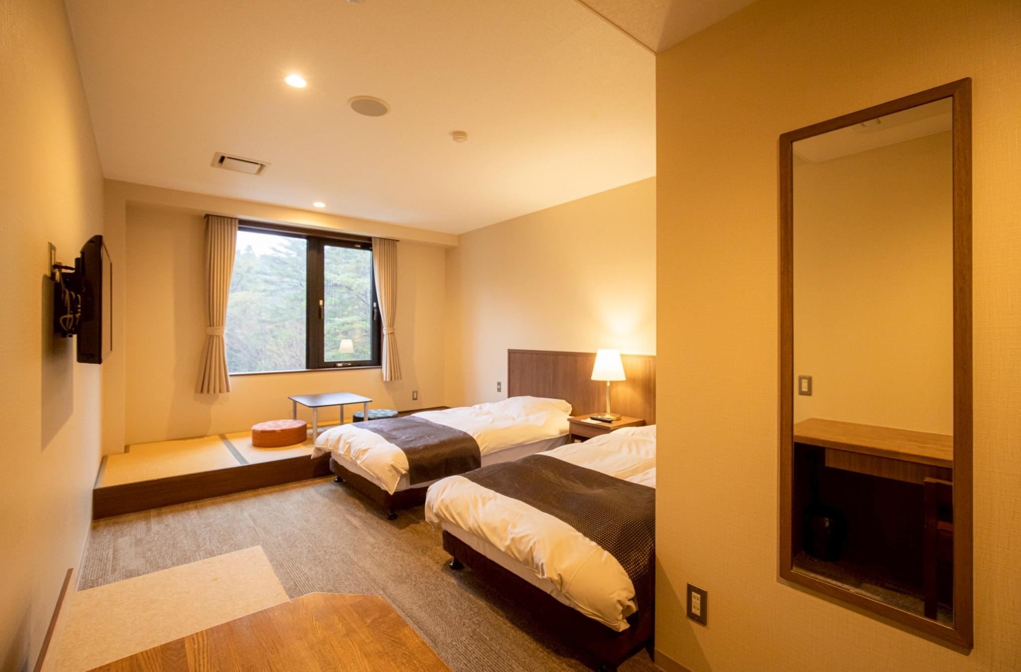 Standard, Twin Beds, East Wing