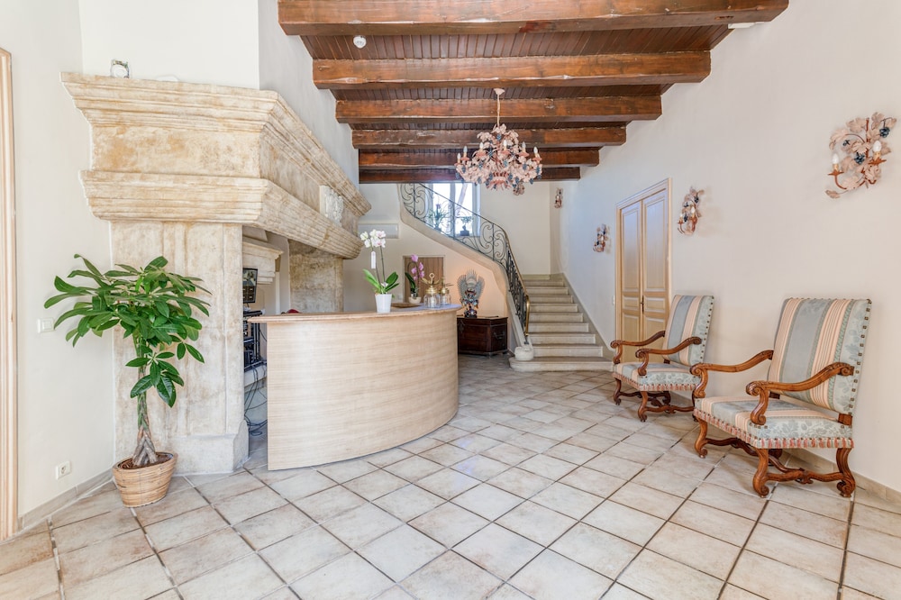 DOMAINE DE LA NERTHE- HOTEL PROVENCE MEDITERRANEE 4/50