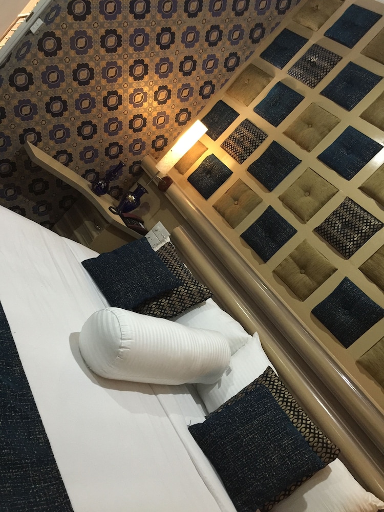 Ayaana Boutique Hotel 20/45