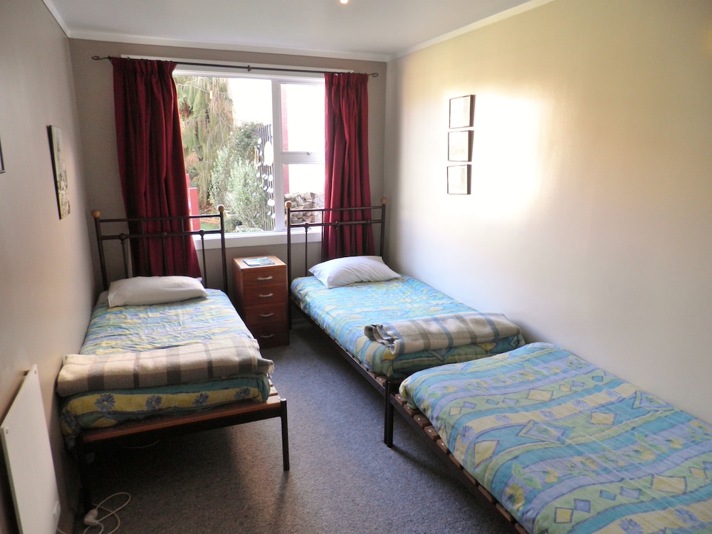 Bazil S Hostel Surf School 3/31