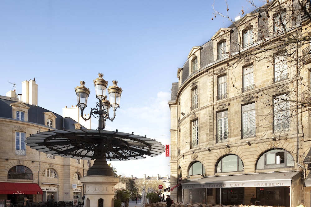 Hotel Bordeaux Clemenceau by HappyCulture in BORDEAUX