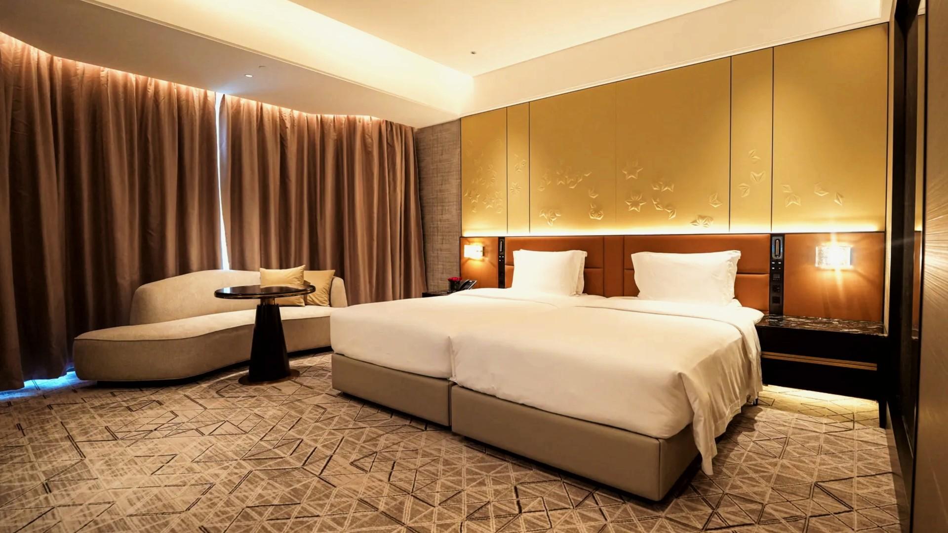 Sky, Executive, Twin Beds