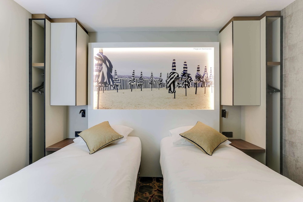 Brit Hotel Caen Nord Memorial 7/67