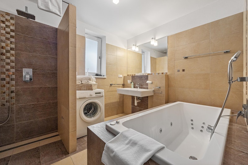 Antares Hotel 53/54