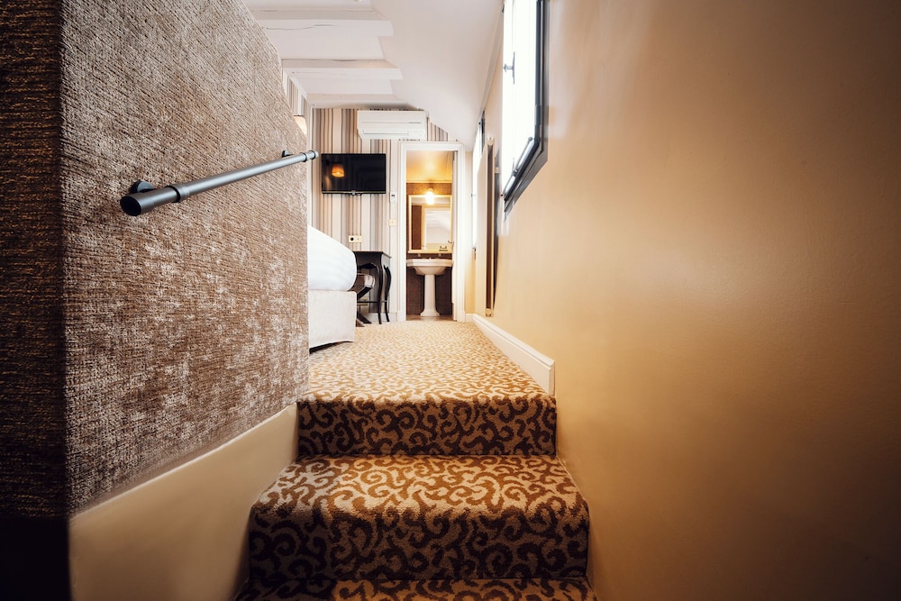 Hotel Odeon Saint Germain 42/60
