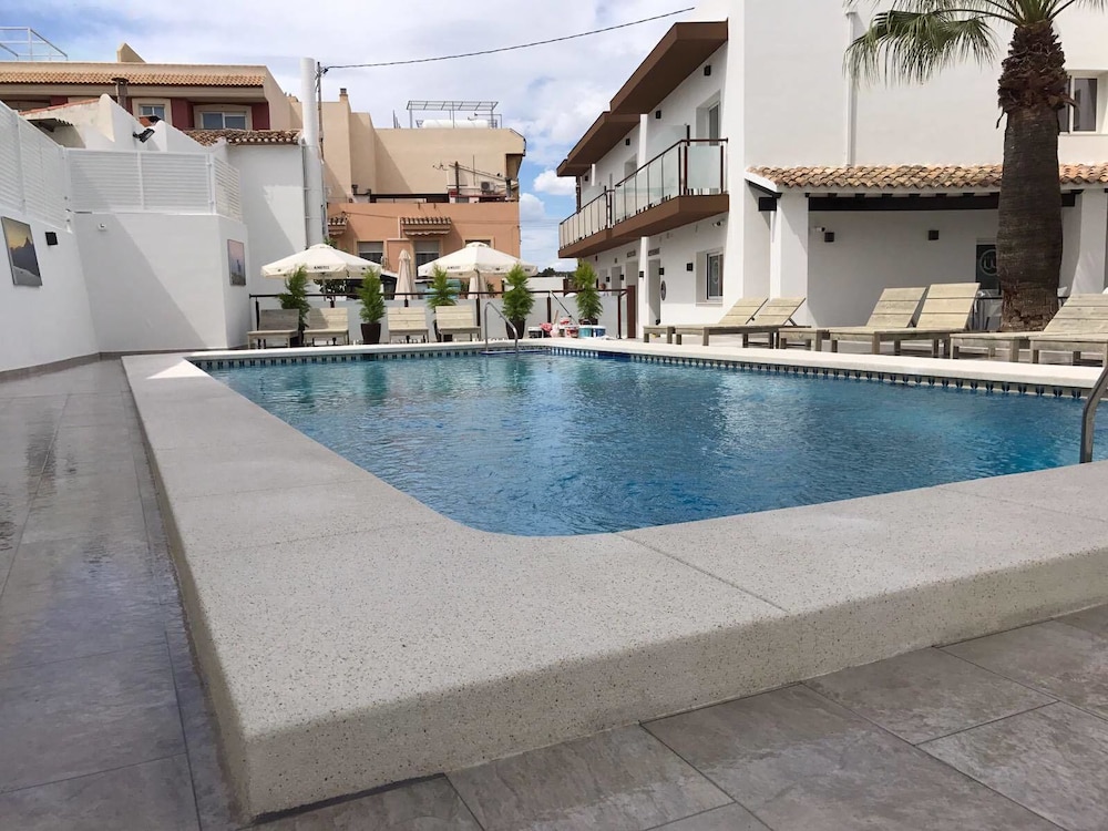 Hotel Moli Boutique 50/57