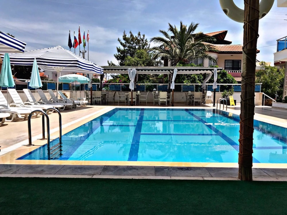 Lotus Boutique Hotel 36/42