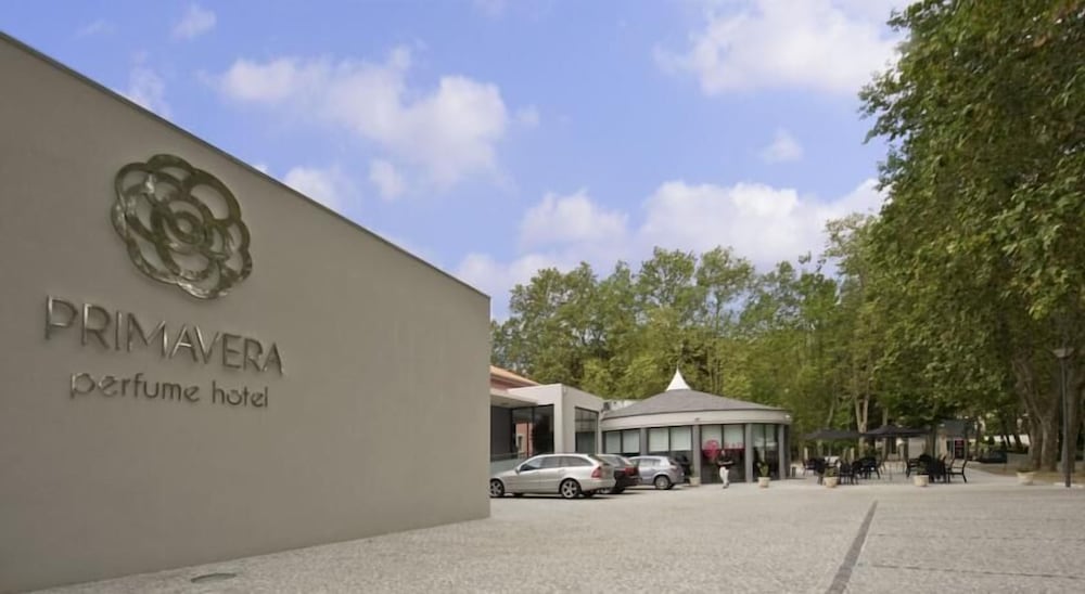 PRIMAVERA PERFUME HOTEL 37/41