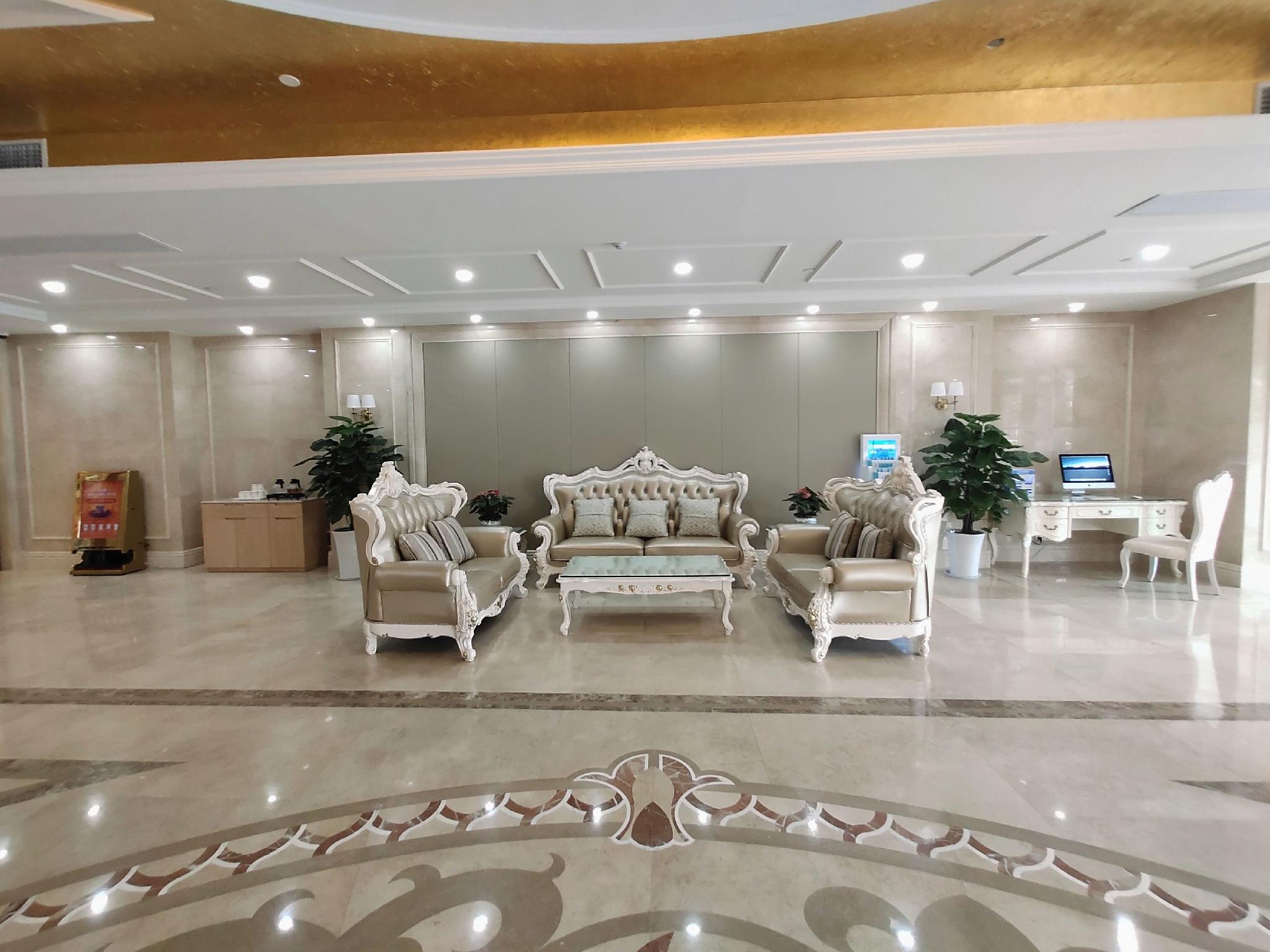 Vienna Hotel (Huaiyuan Xinhe) 17/33