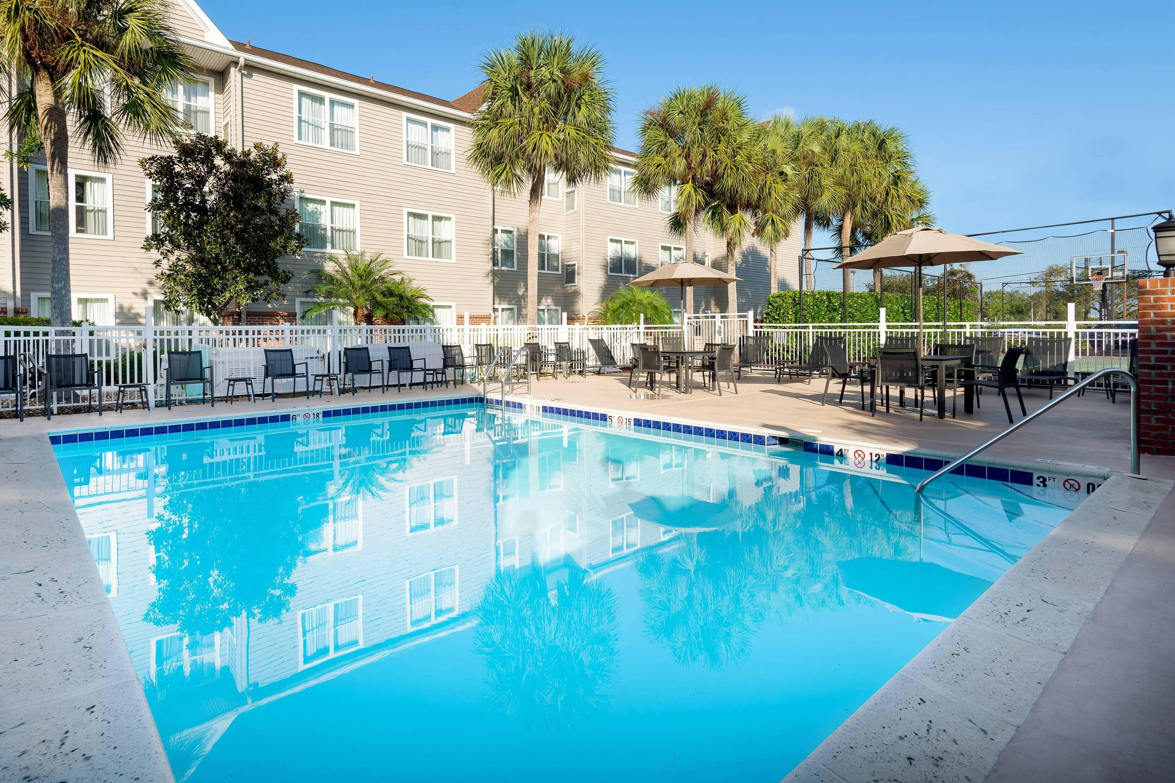 Residence Inn by Marriott Fort Myers 5/10