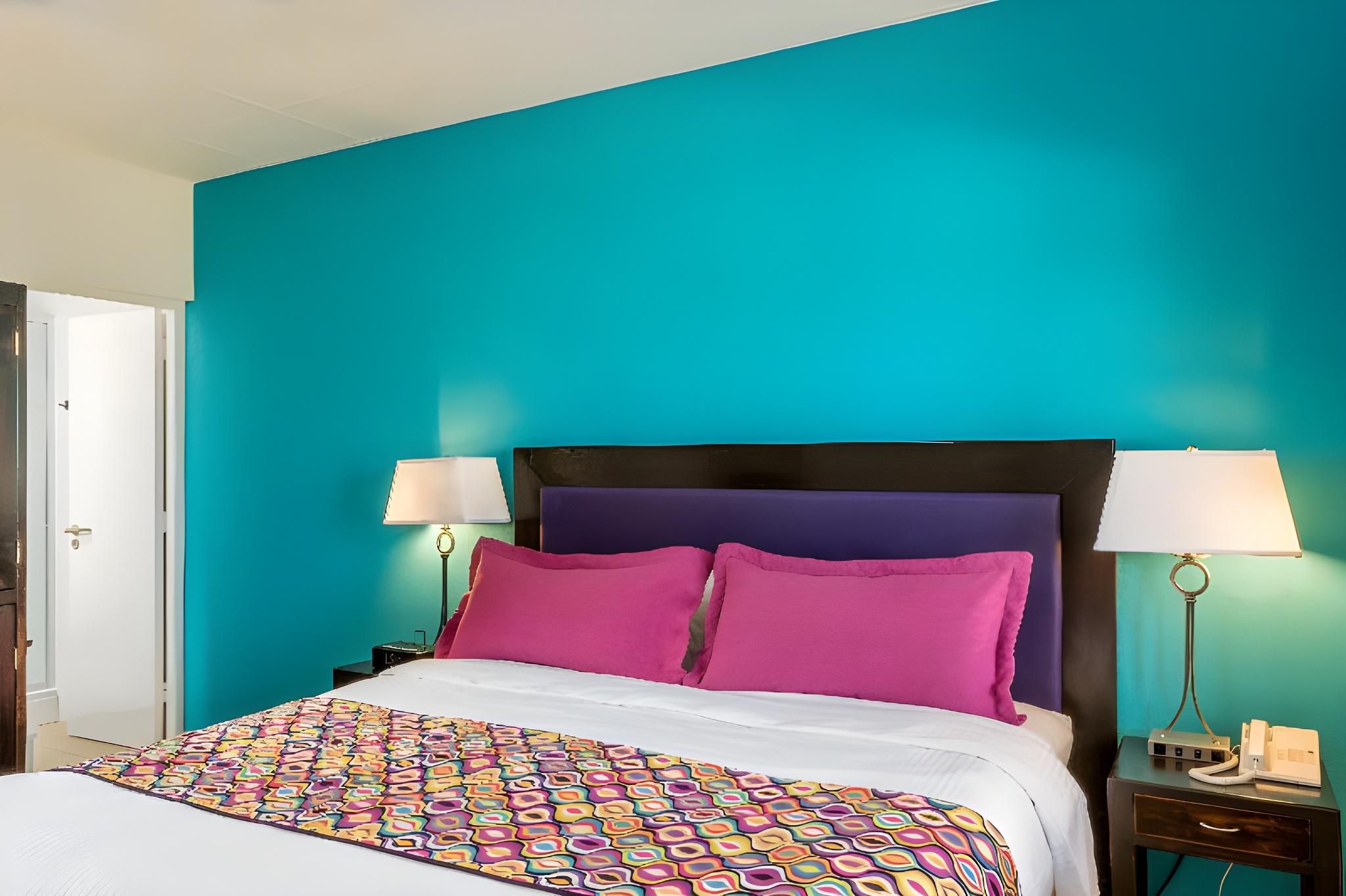 Room at MVC Eagle Beach, ORANJESTAD