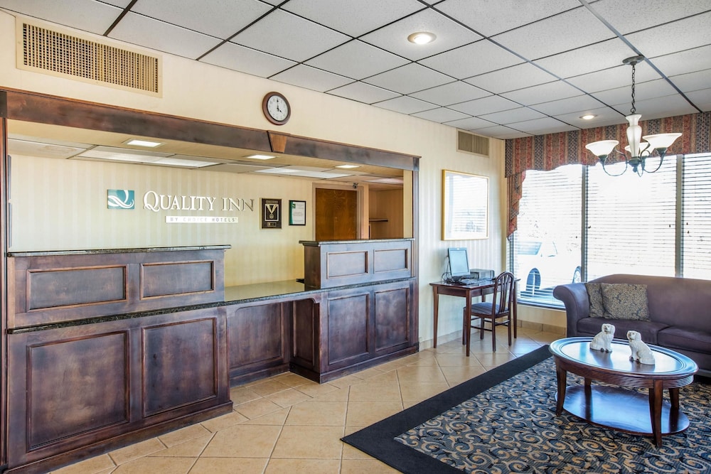 Quality Inn Americus 6/40