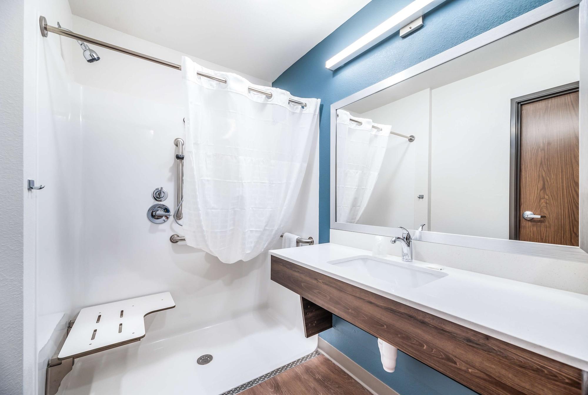 WoodSpring Suites Orlando Kissimmee Maingate 41/43