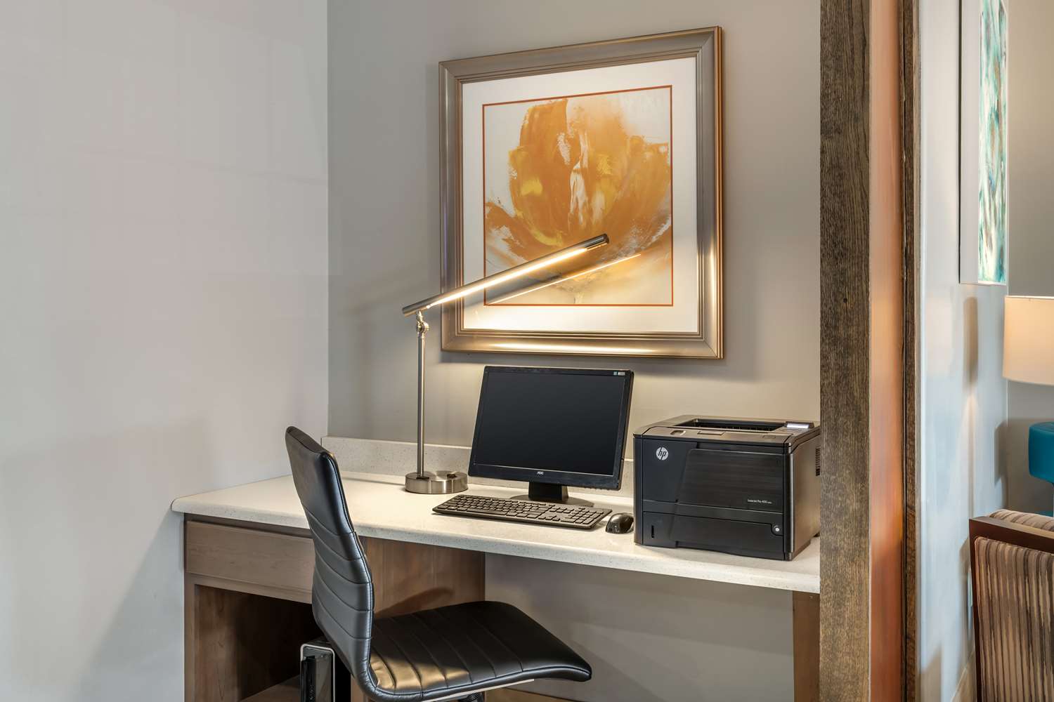 Best Western Club House Inn & Suites 32/34