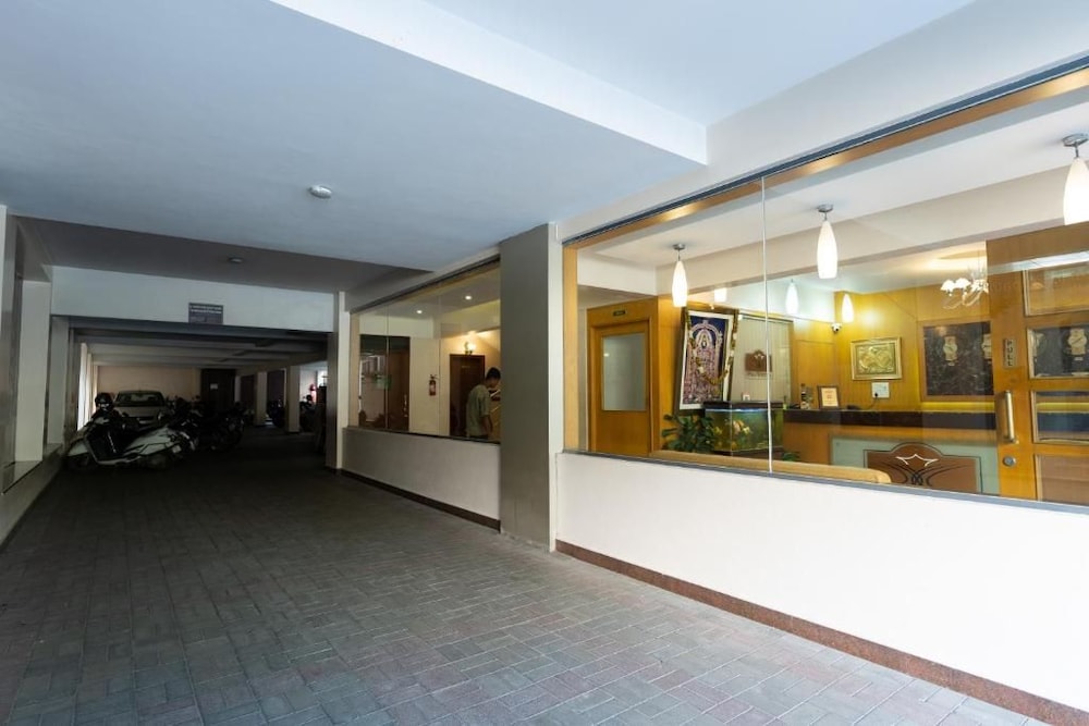 Pai Vista Kr Road Bangalore 38/43