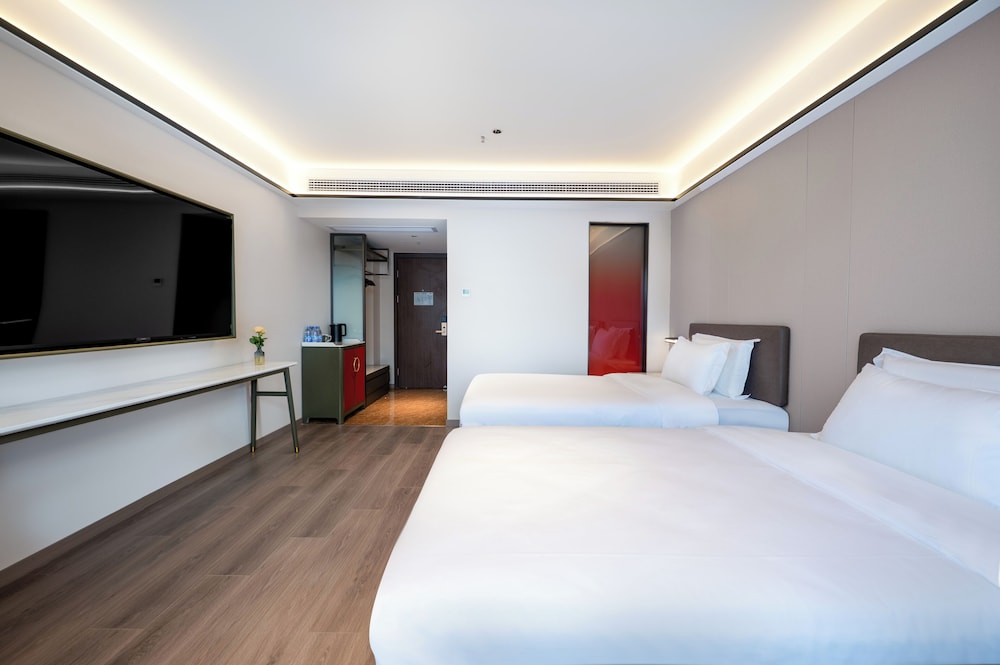 BUSINESS, TWIN BEDS