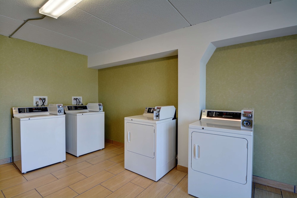 Best Western Plus Keene Hotel 25/63