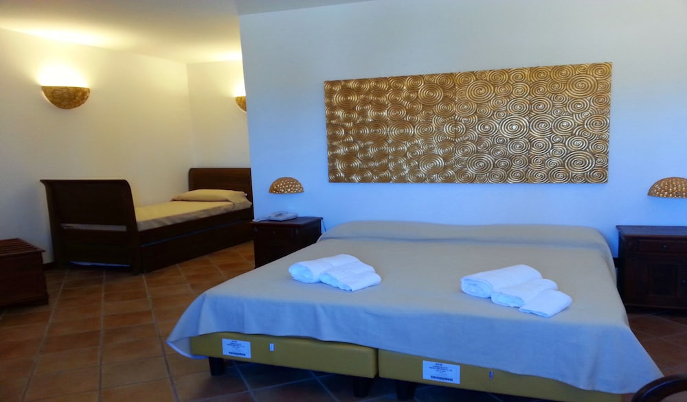 GRAND HOTEL LA BATIA 22/60