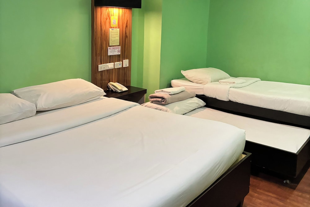 Sugbutel Family Hotel 15/50