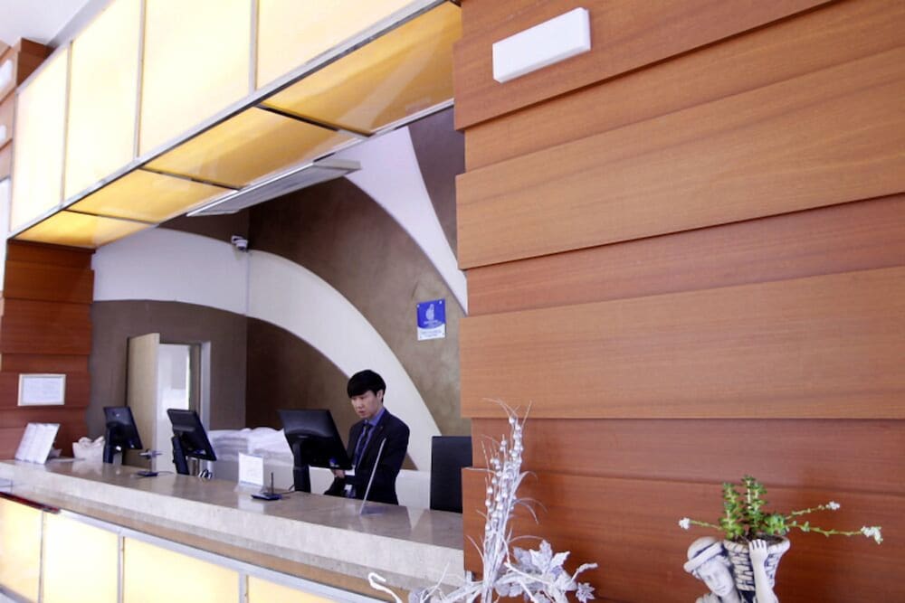 High Castle Resort Jeongsun 8/65