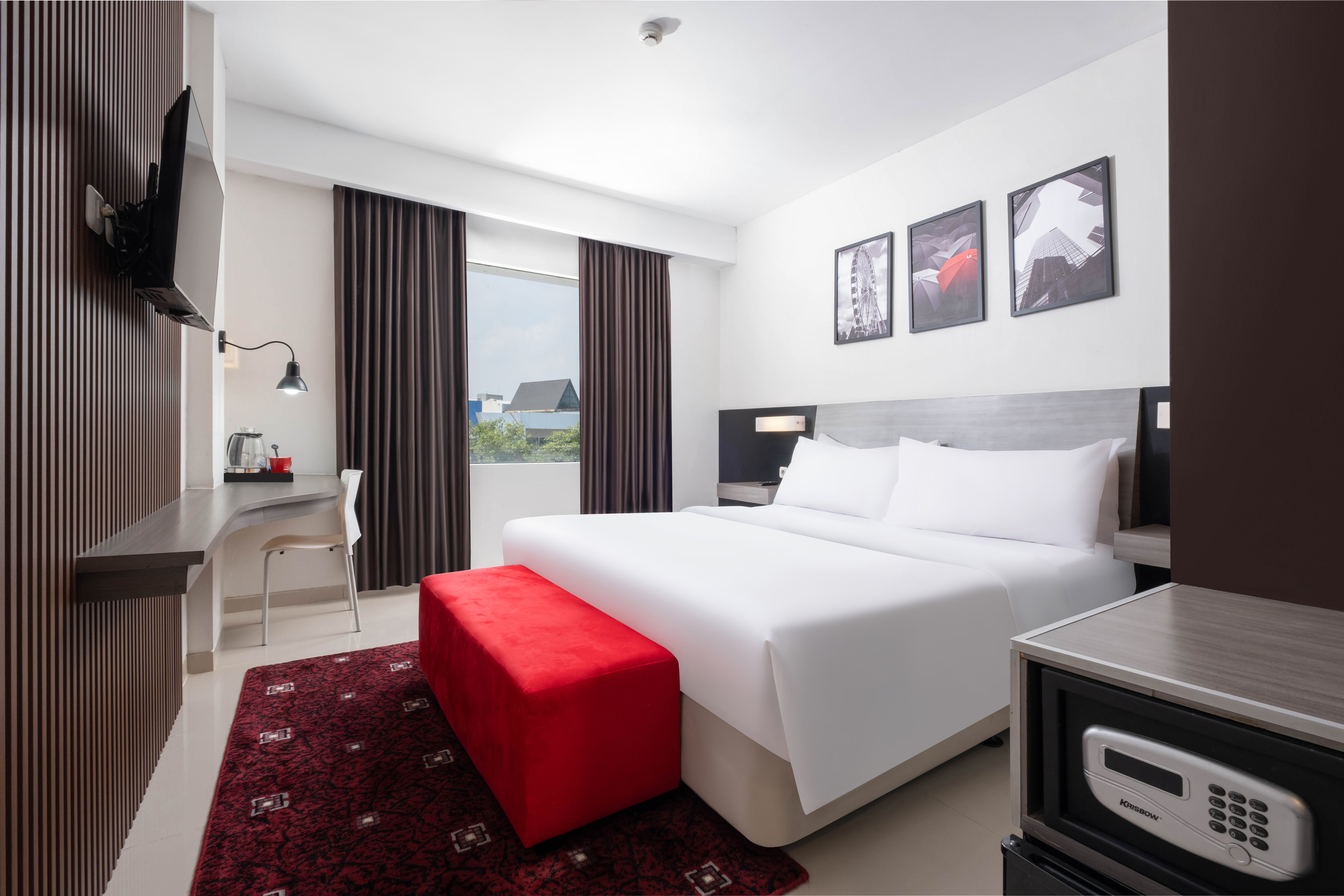 Room at Hotel NEO Candi Simpang Lima - Semarang, SEMARANG