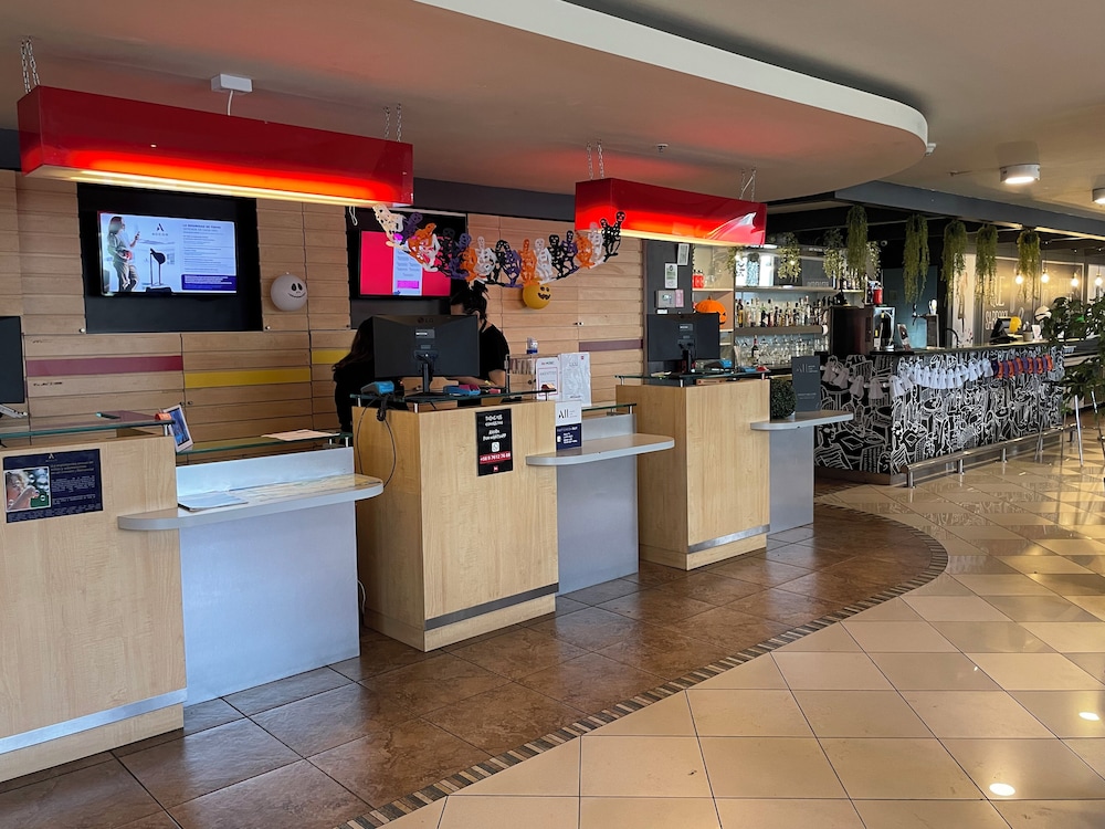 lobby