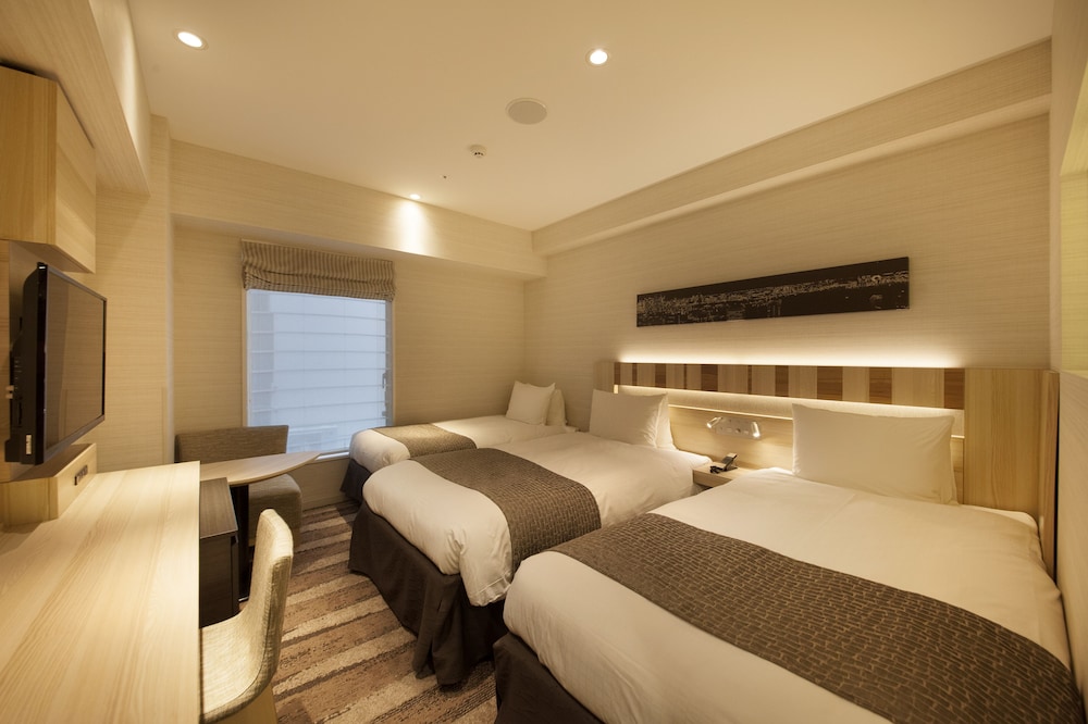 MODERATE, TWIN BEDS