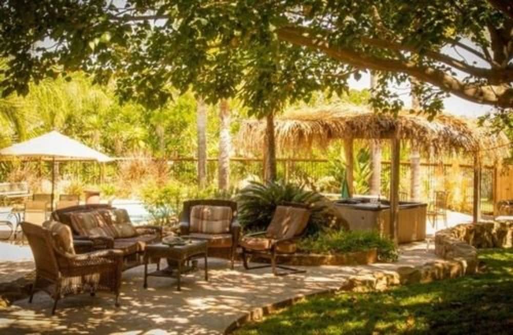 Coral Tree House 28/34