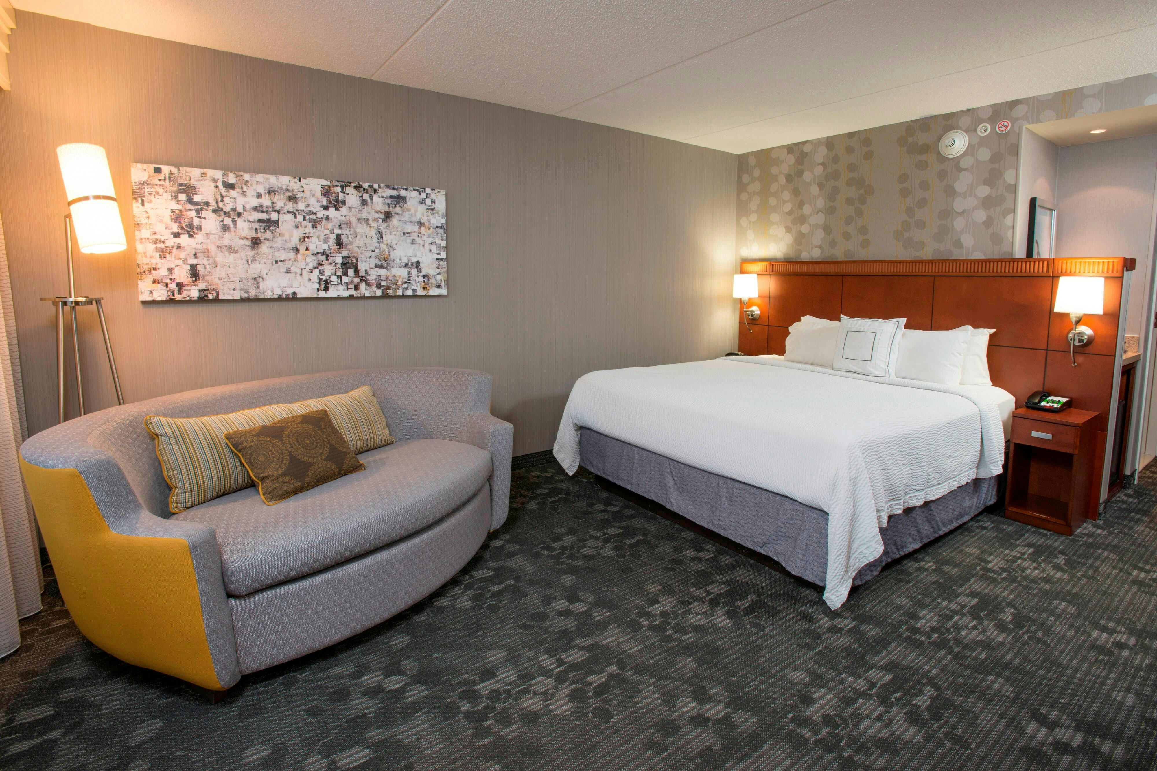 Courtyard By Marriott Cincinnati North At Union Centre 13/50