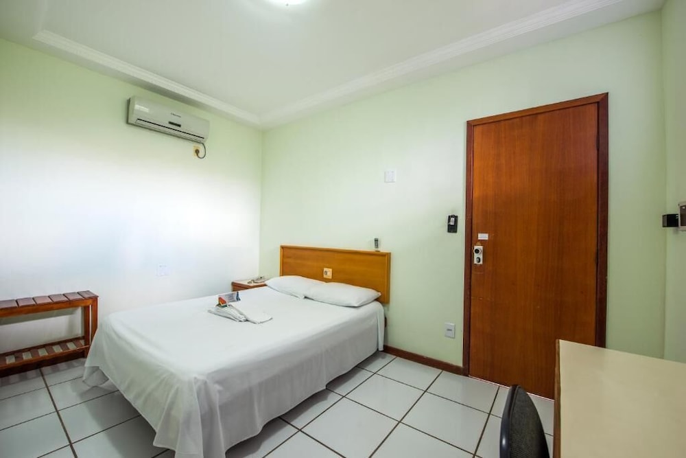 HOTEL METROPOLITANO 7/26