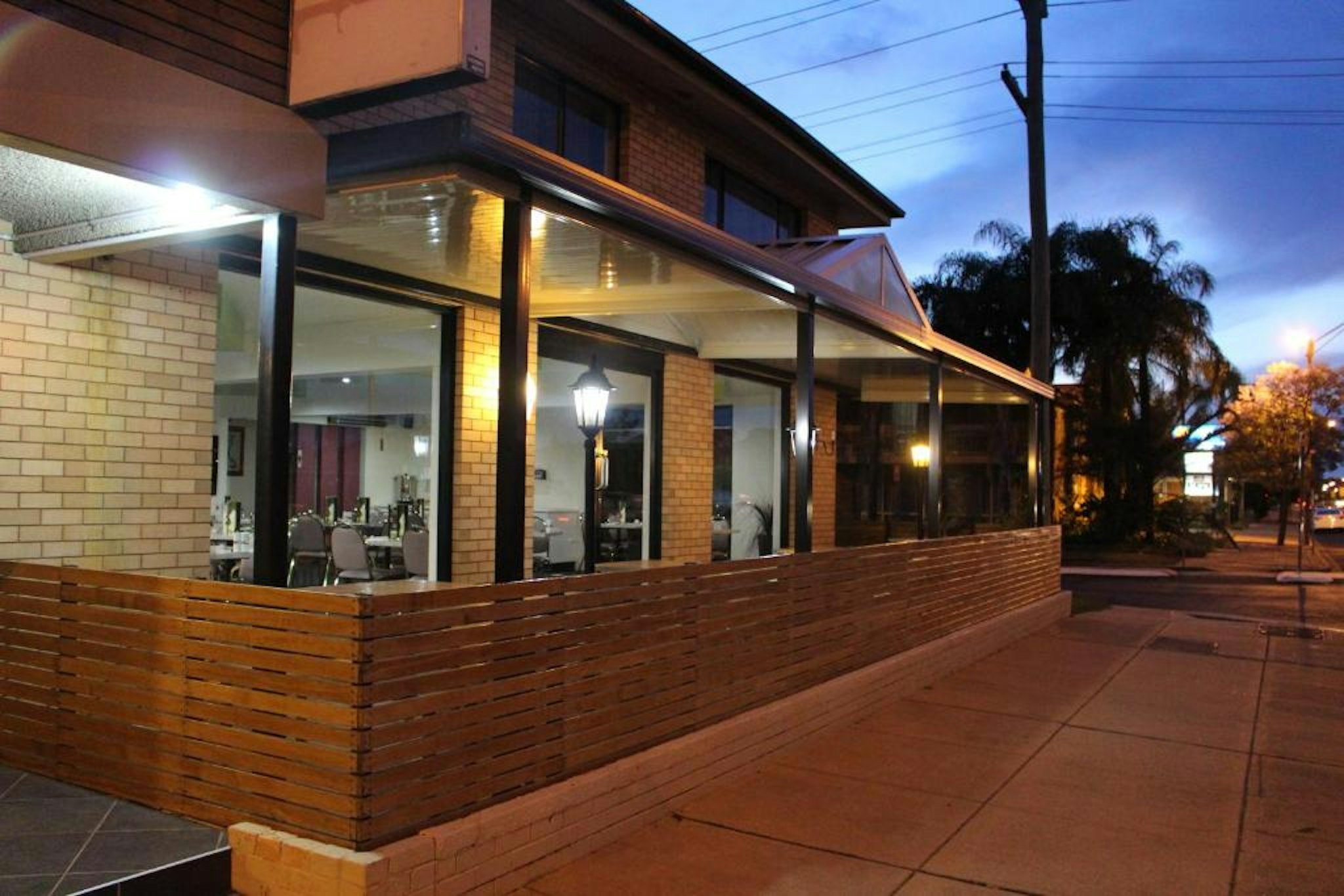 Golden West Motor Inn 2/43