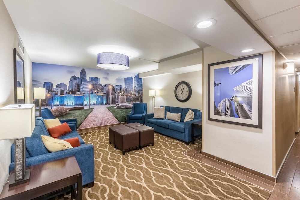 Comfort Inn Charlotte Airport Uptown 28/40