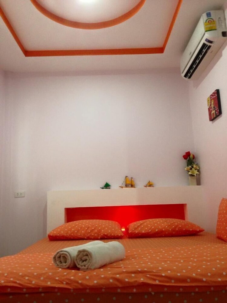 Baan Kan Eang Koh Lan 23/30