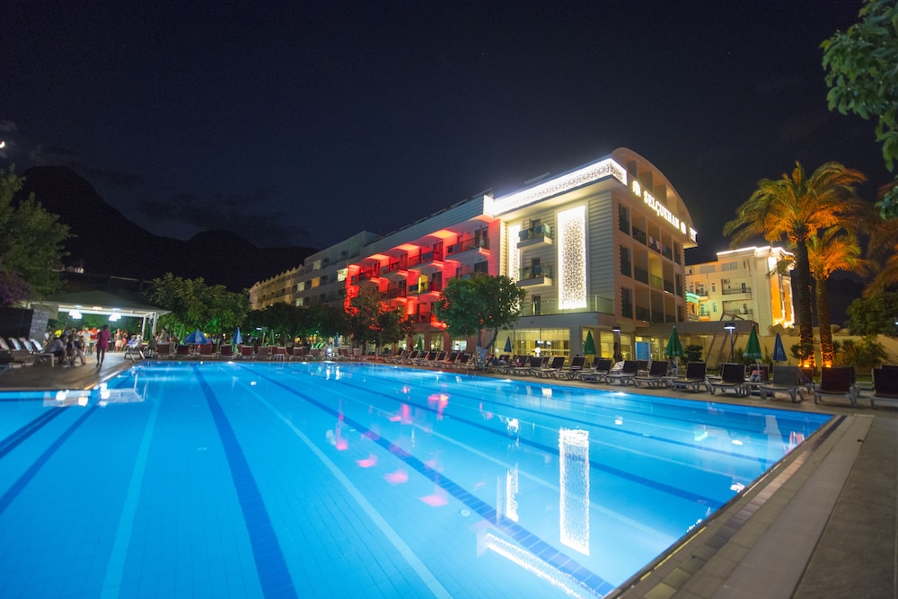Selcukhan Hotel 40/67