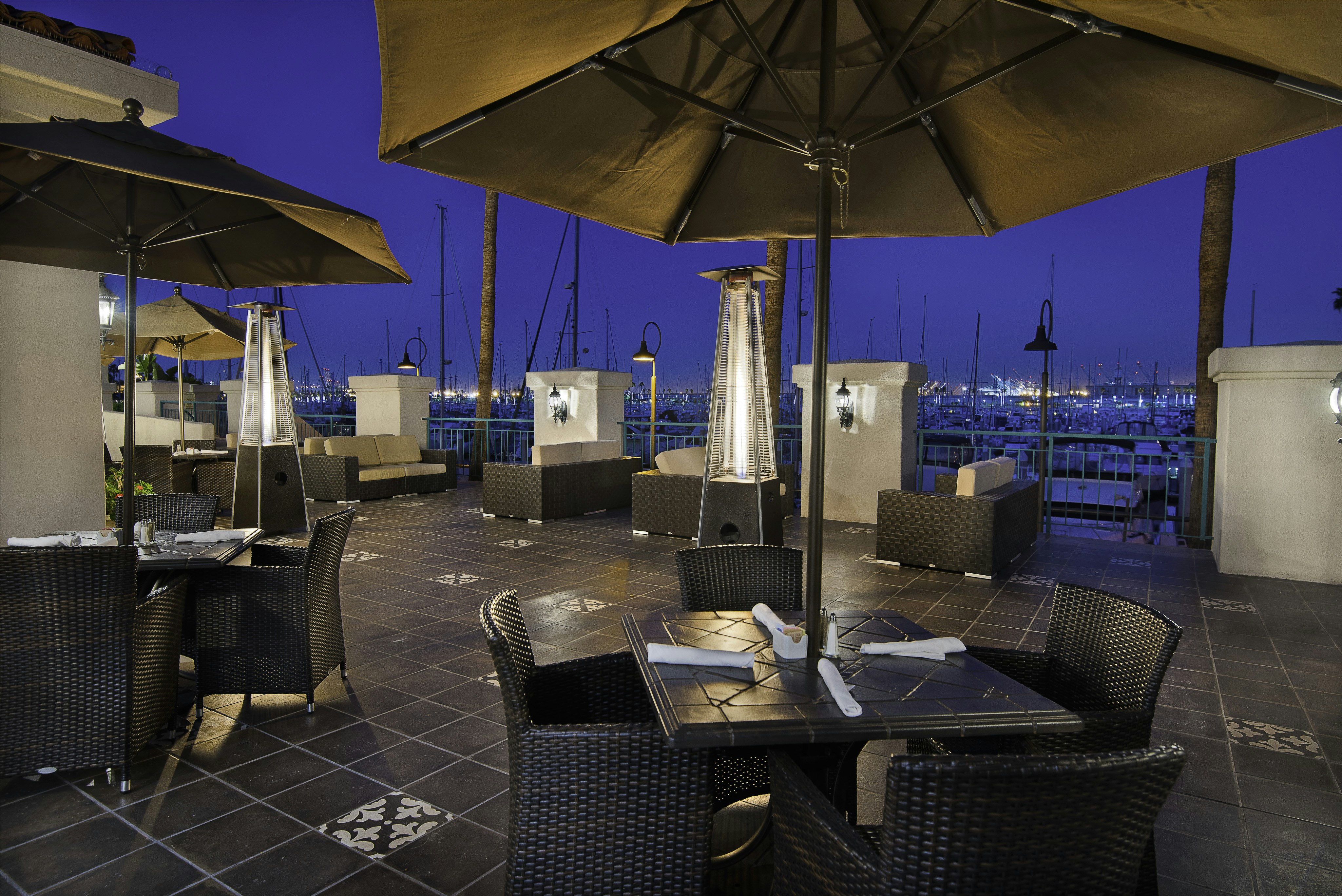DOUBLETREE BY HILTON SAN PEDRO - PORT OF LOS ANGELES 41/65