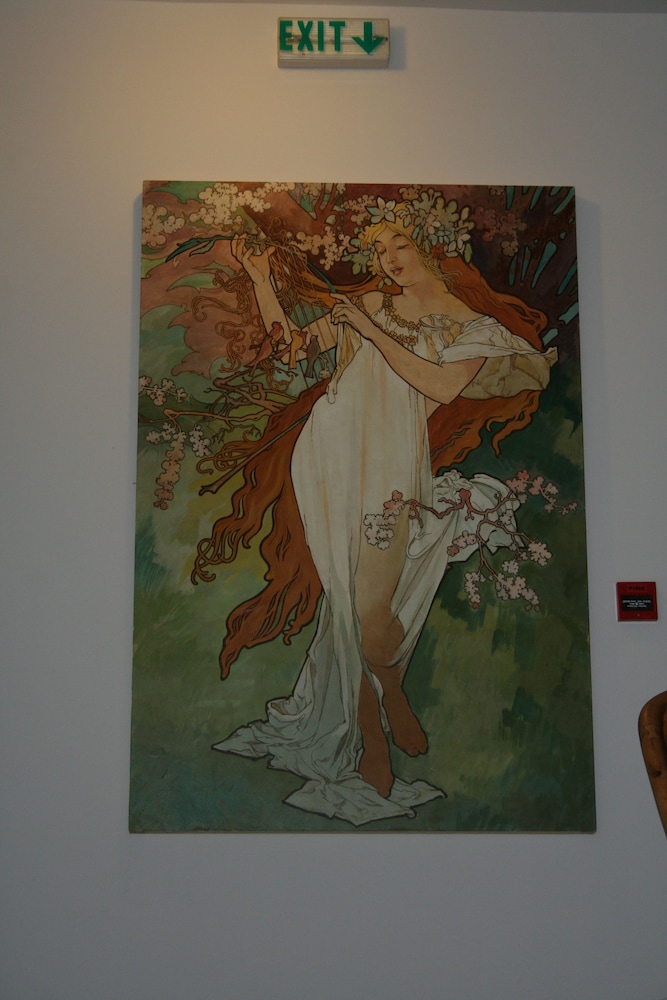 Arte Hotel 6/28