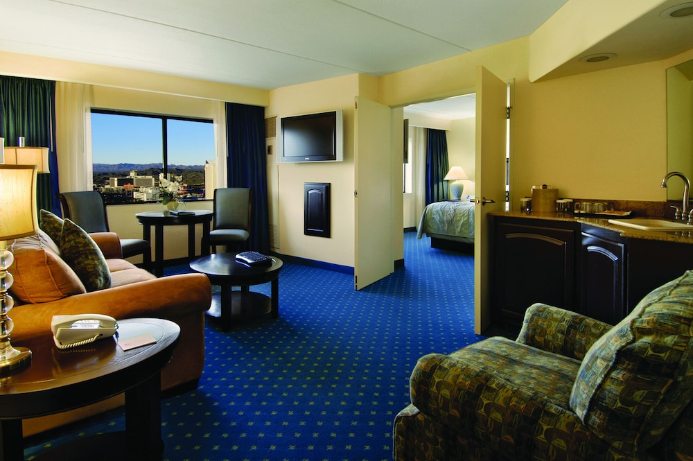 Harrah’s Laughlin - A Caesars Rewards Destination 62/85