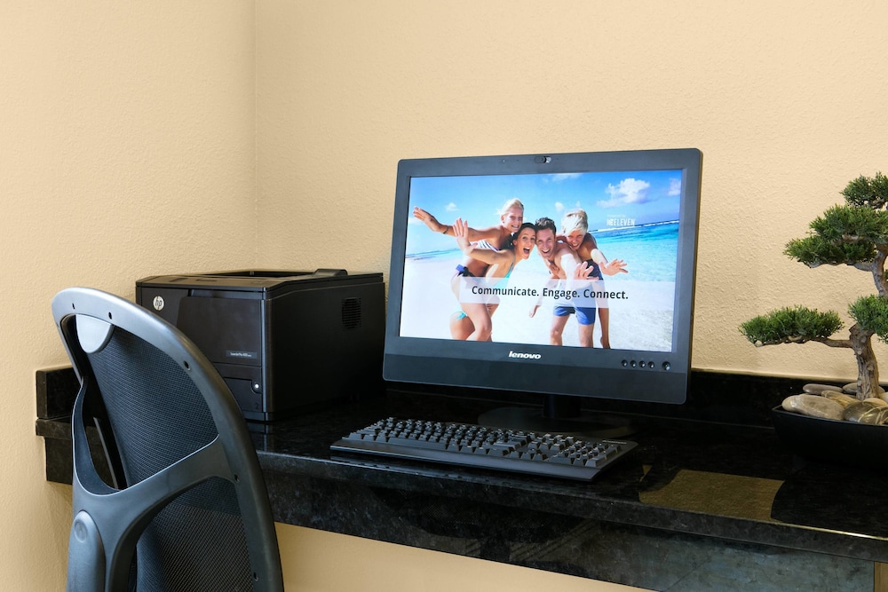 Comfort Inn & Suites Olathe - Kansas City 31/39