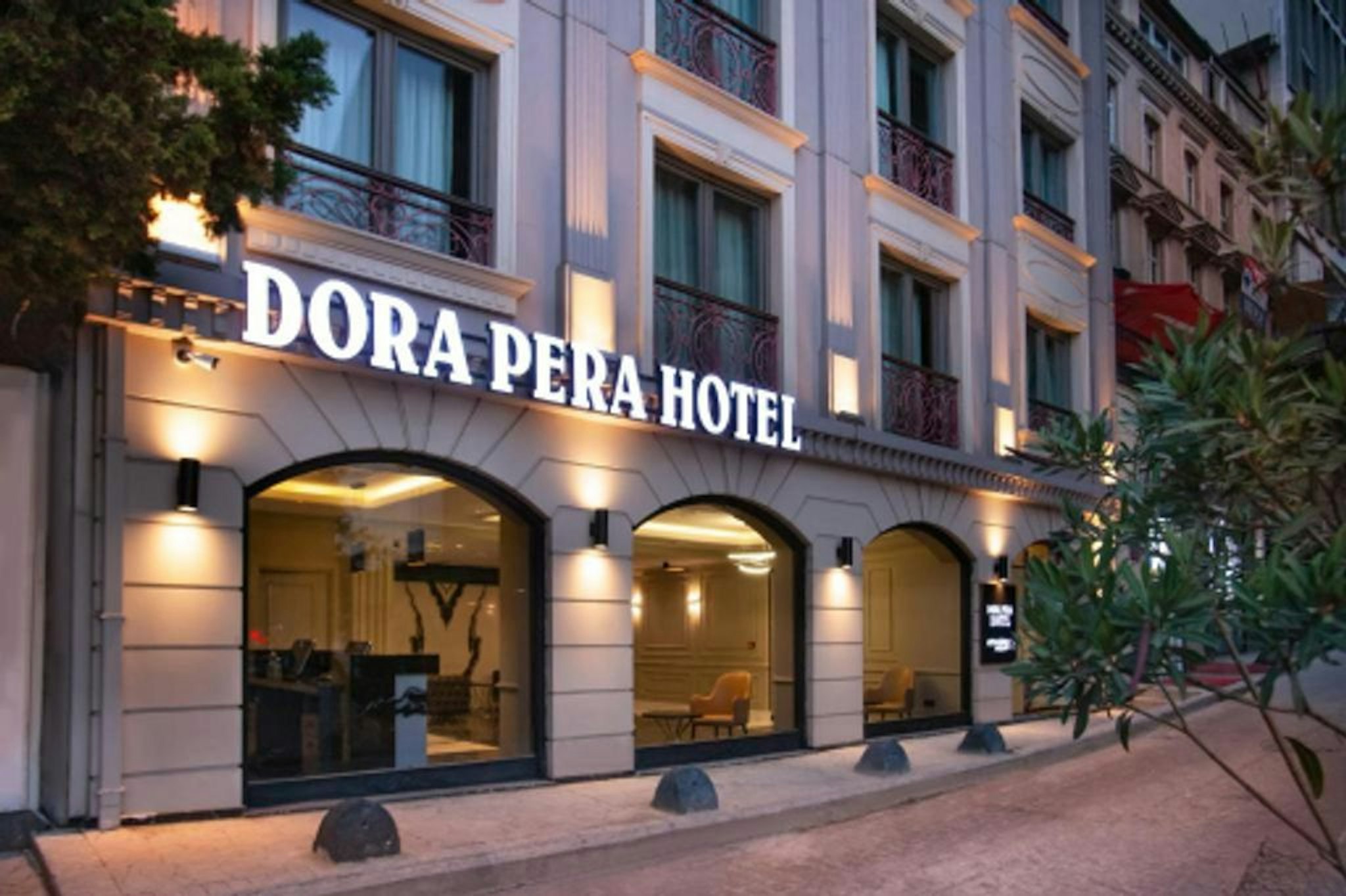 Dora Pera Hotel 2/63